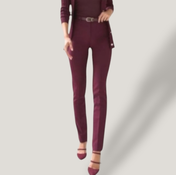 👖The Limited Denim Legging Jean in Burgundy/Maroon Color - Picture 3 of 10